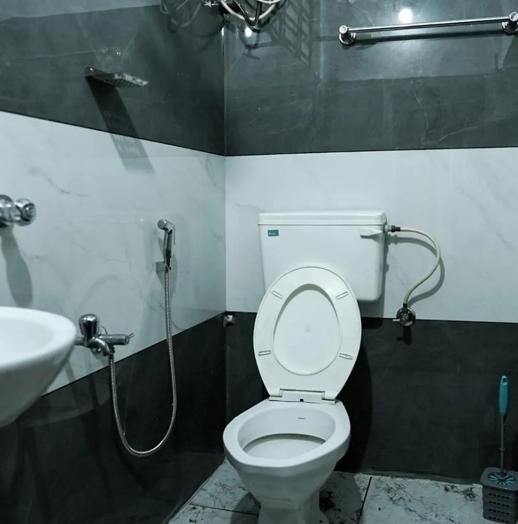 Kochi Jtr Residency 아파트